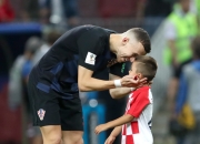 开云下载-关于卡利切主场胜利，球员欢庆不已的信息