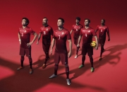 开云体育下载-意甲焦点战之夜，爱德华兹扛起全队，独木成林的孤胆英雄