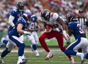 开云足球直播-莱万刷新纪录之夜，尤文险胜西班牙的背后，足球的永恒魅力