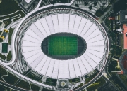 开云APP-快船完胜勇士，利拉德点燃赛场，一场定义赛季的华丽对决