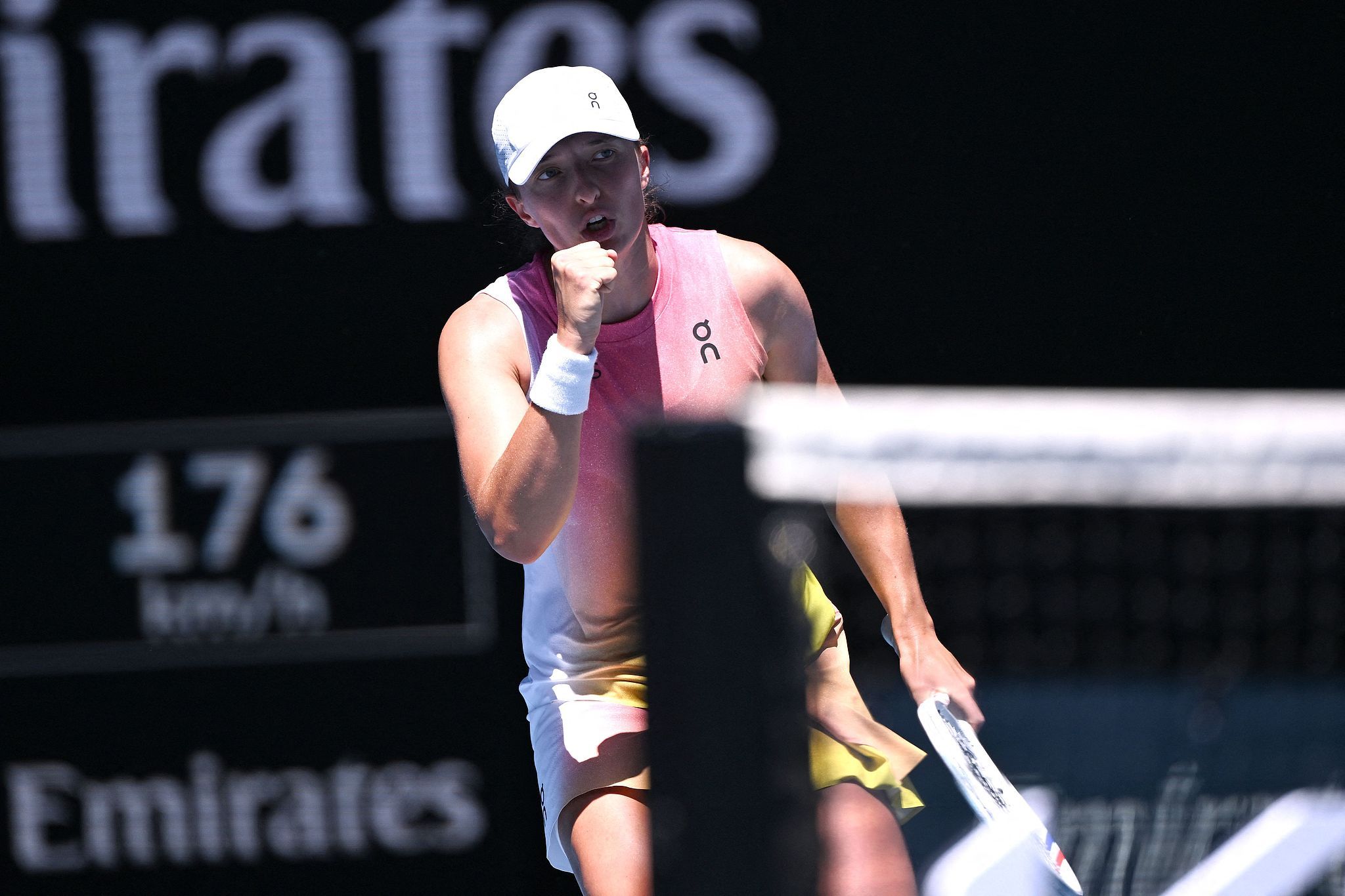 意大利网球队血洗英国网球队,瓦林卡三分雨点燃全场的简单介绍 意大利网球队血洗英国网球队,瓦林卡三分雨点燃全场的简单介绍