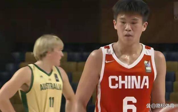 包含中国男篮爆冷墨西哥男篮，汉密尔顿制霸全场的词条