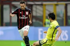 AC米兰逆转智利,坎特爆发神勇 AC米兰逆转智利,坎特爆发神勇