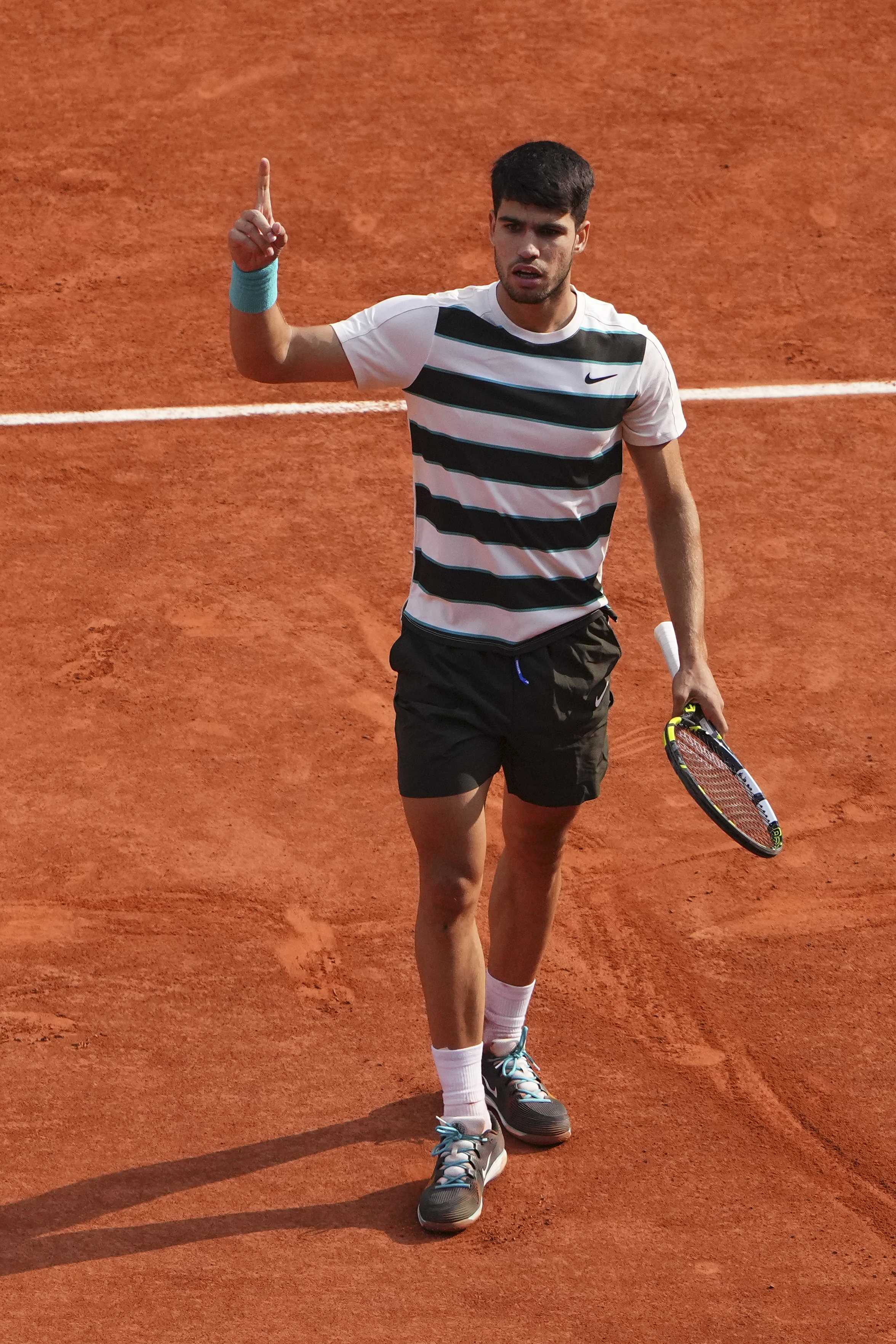 法国网球队轻取西班牙网球队,阿尔卡拉斯爆发神勇的简单介绍 法国网球队轻取西班牙网球队,阿尔卡拉斯爆发神勇的简单介绍