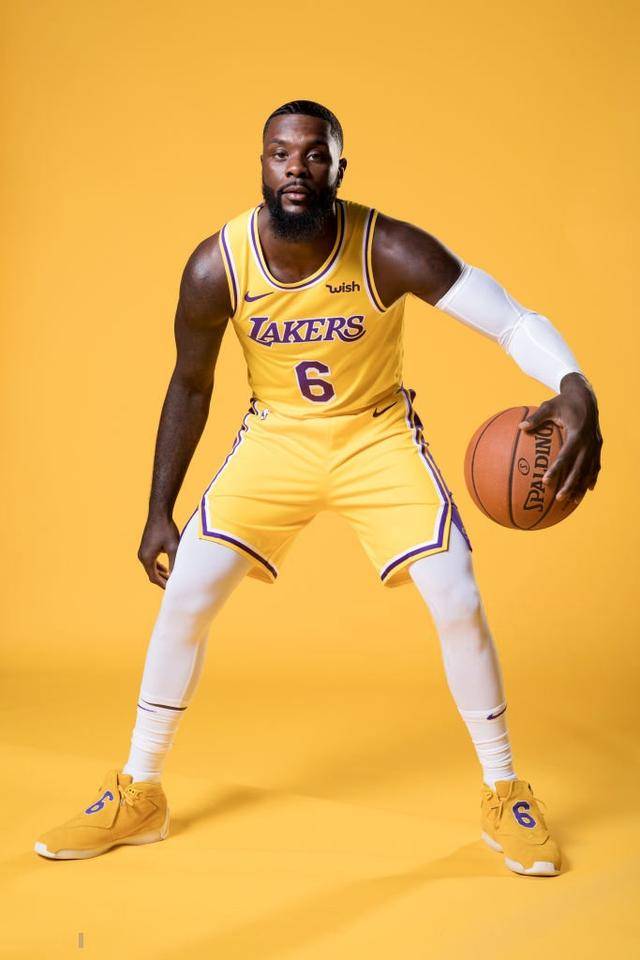 亚洲足球实力对垒,强队争霸冠军殊死一搏 亚洲足球实力对垒,强队争霸冠军殊死一搏