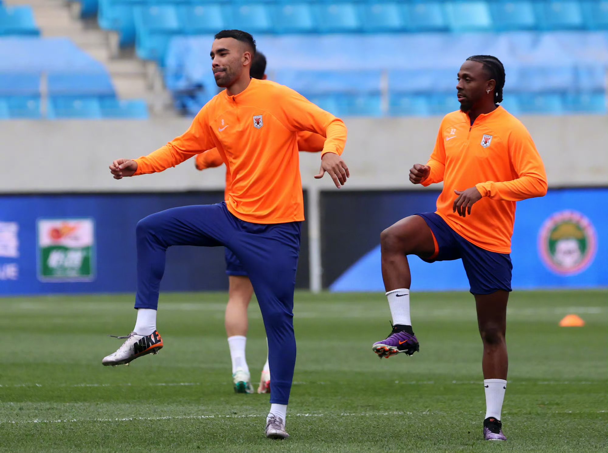 球队备战全力以赴,决胜关键时刻的简单介绍 球队备战全力以赴,决胜关键时刻的简单介绍