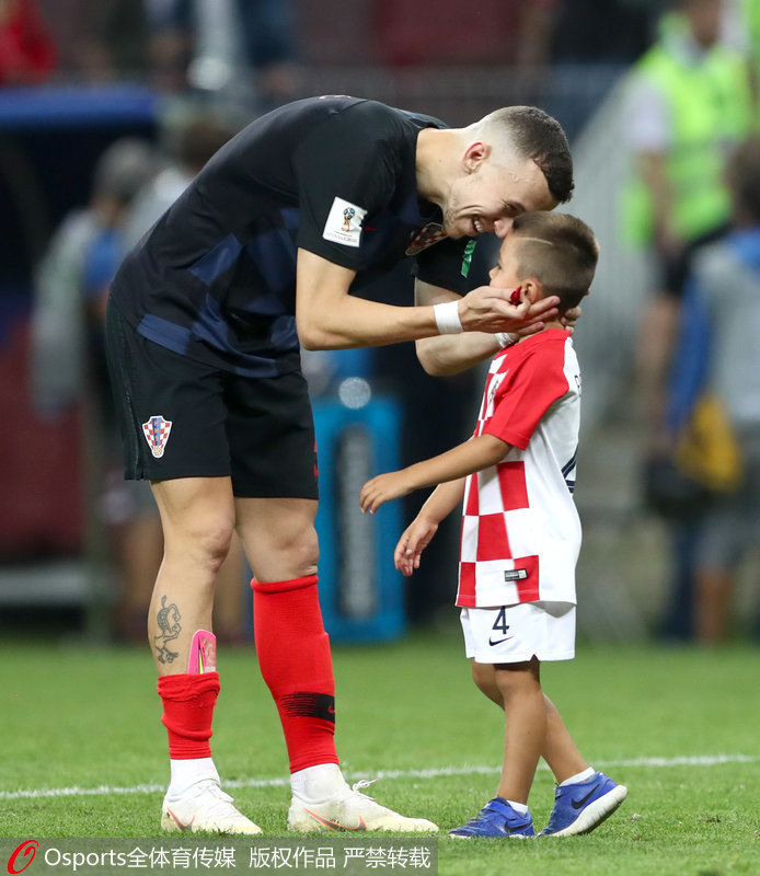 关于卡利切主场胜利,球员欢庆不已的信息 关于卡利切主场胜利,球员欢庆不已的信息