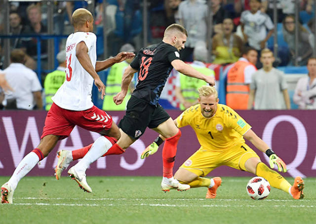 乌克兰队战胜克罗地亚队,晋级淘汰赛的简单介绍 乌克兰队战胜克罗地亚队,晋级淘汰赛的简单介绍