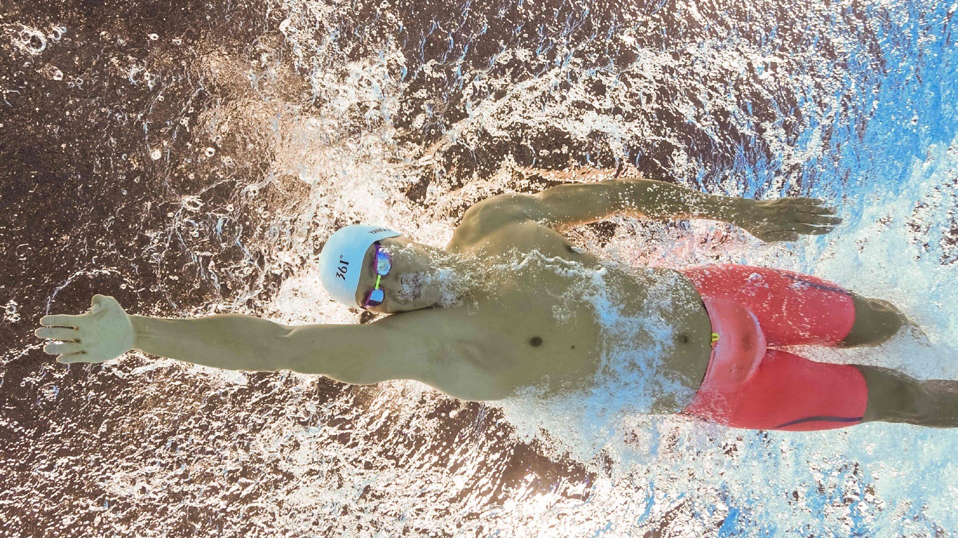 当杰伦格林点燃赛场，辽宁队如何压哨击败雷霆？