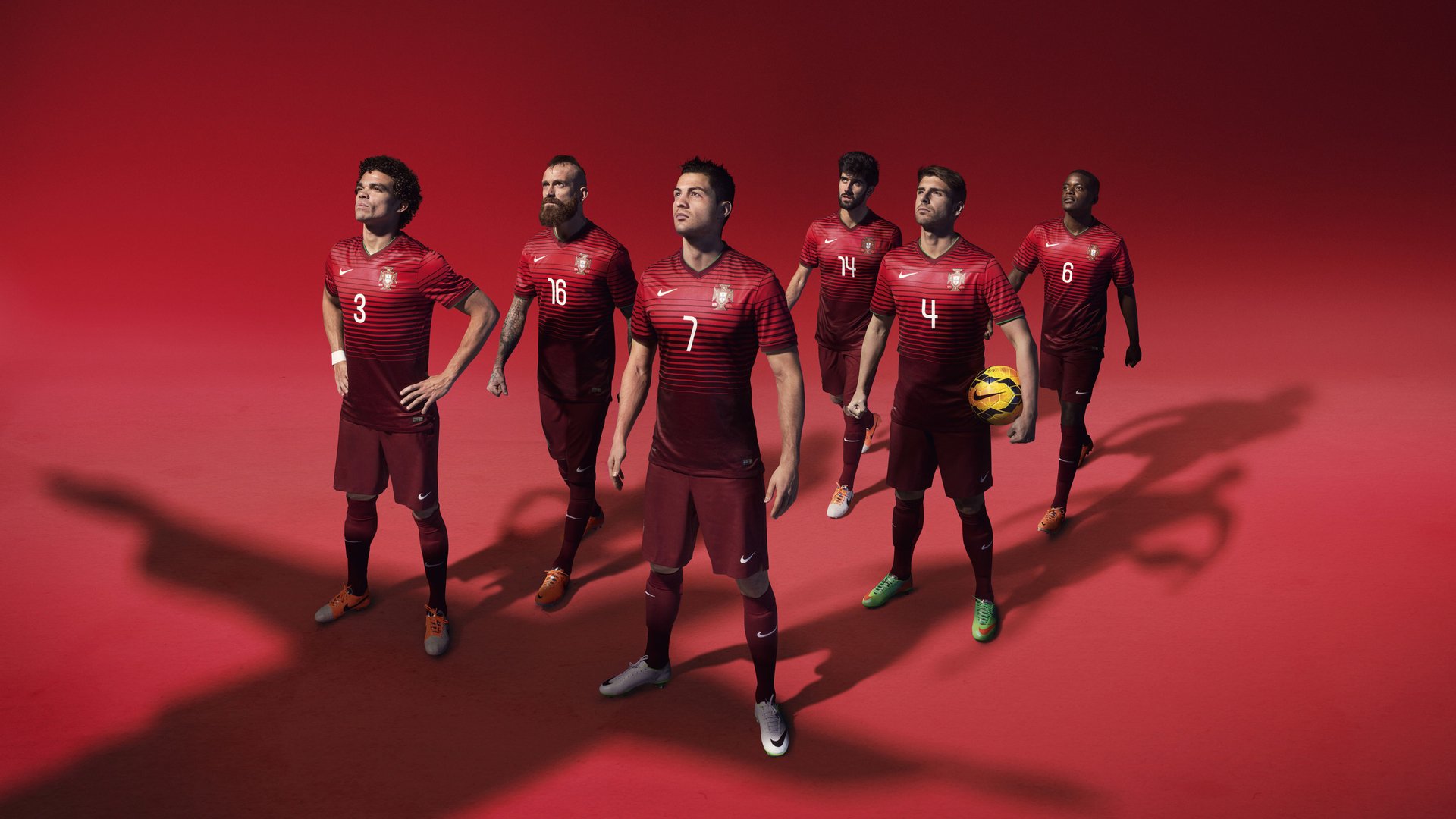 意甲焦点战之夜，爱德华兹扛起全队，独木成林的孤胆英雄