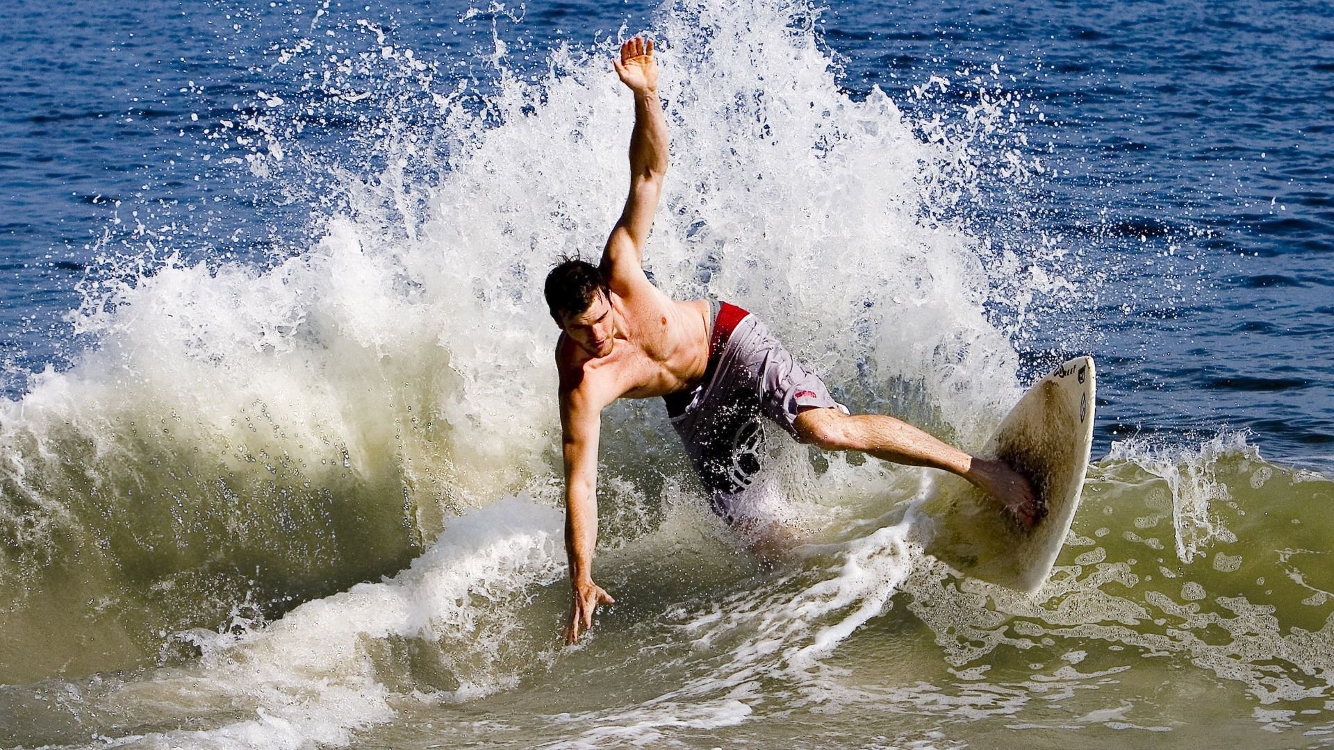 逆转时刻，许昕高光闪耀，中国队绝境翻盘德国队